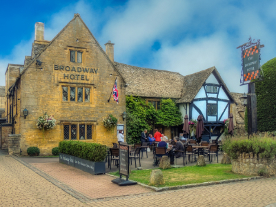 Lunchtime Alfresco Lunchtime Alfresco