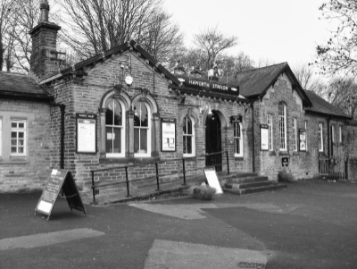 Haworth Station monochrome 